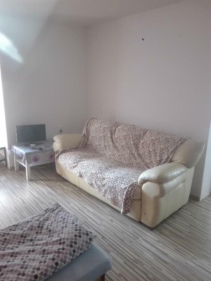 Halex 3 Apartment Bojna ภายนอก รูปภาพ